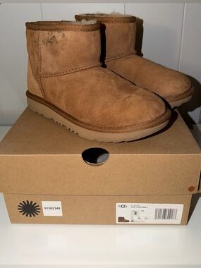 Kids short Ugg